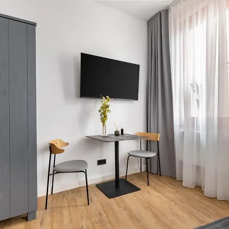 Aparthotel Limehome Annastrasse *