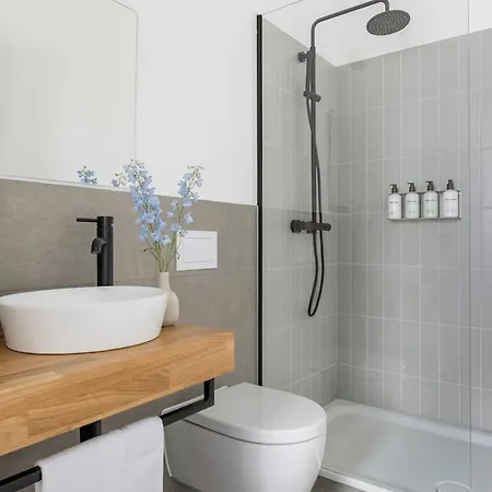 Apartmanhotel Limehome Annastrasse