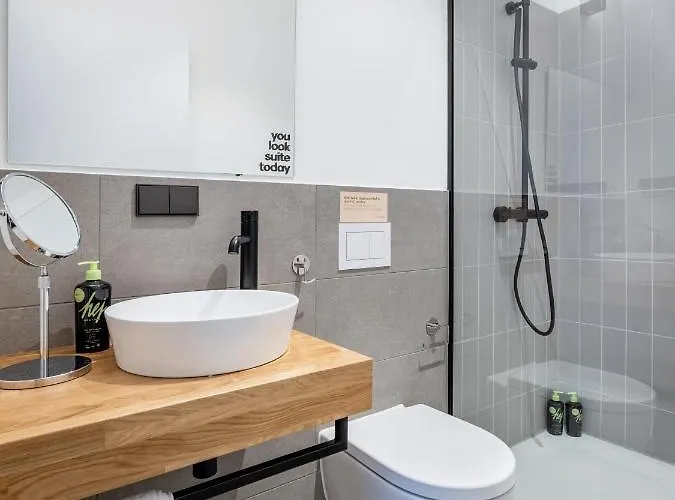 Aparthotel Limehome Annastrasse